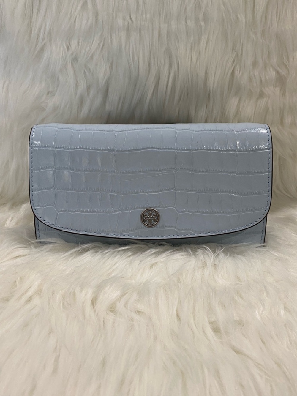 Tory Burch Light Blue Croc-Embossed Chain Crossbody - Picture 8 of 9